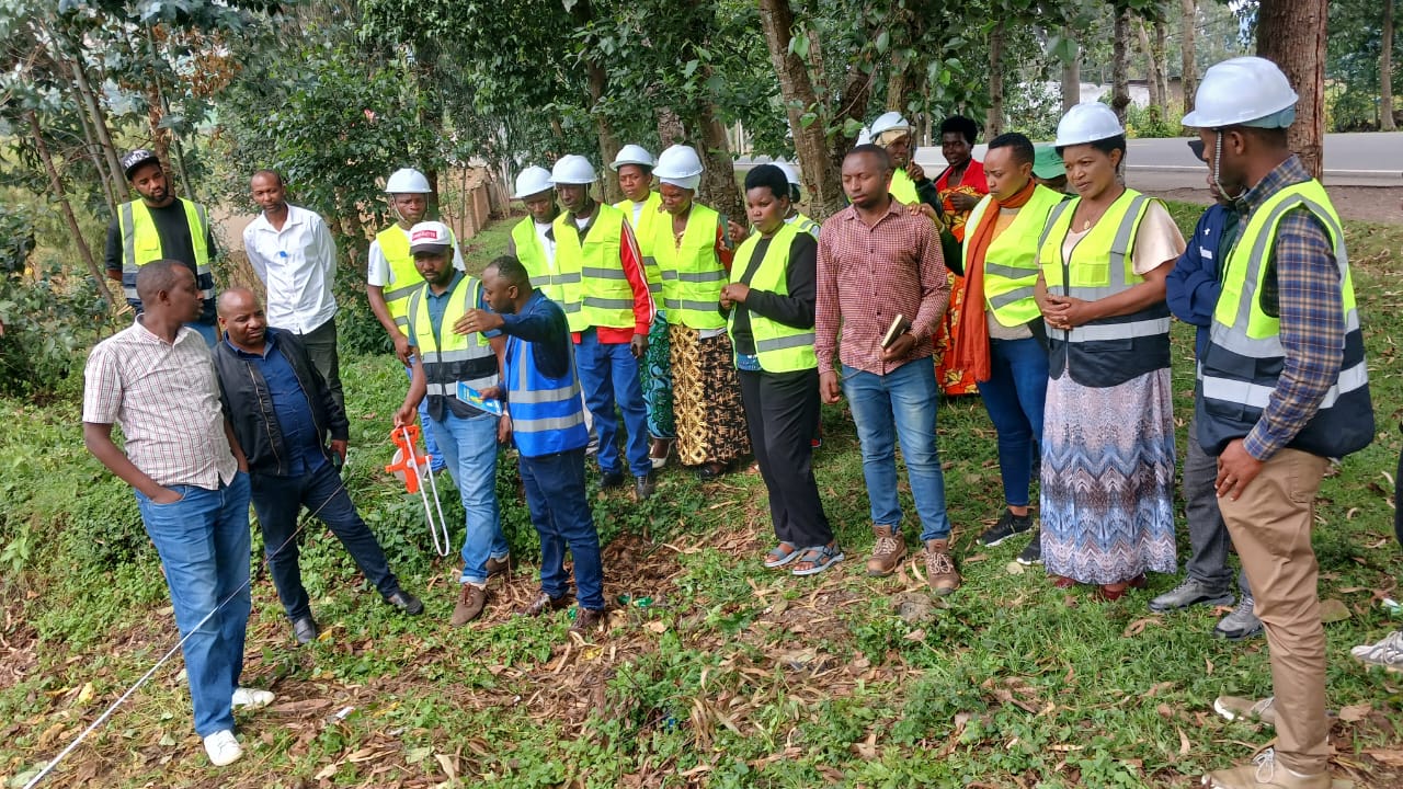 Lancement des travaux de construction d’un marché de légumes à Mukamira dans le cadre du projet AFeHo